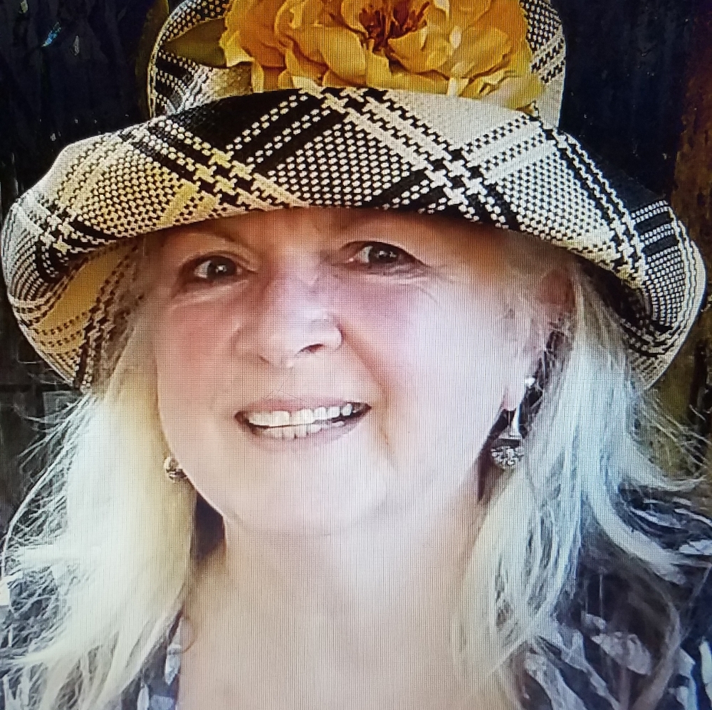Meet your Posher, Lynn